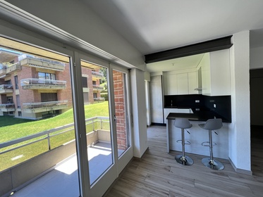 Lugano-Pazzallo – Perfetto 3.5 locali rinnovato con terrazzi e posto auto